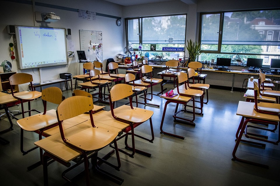 Bij de Montessorischool in Venray wordt niet gestaakt. Daar komen ouders een middag lesgeven. 