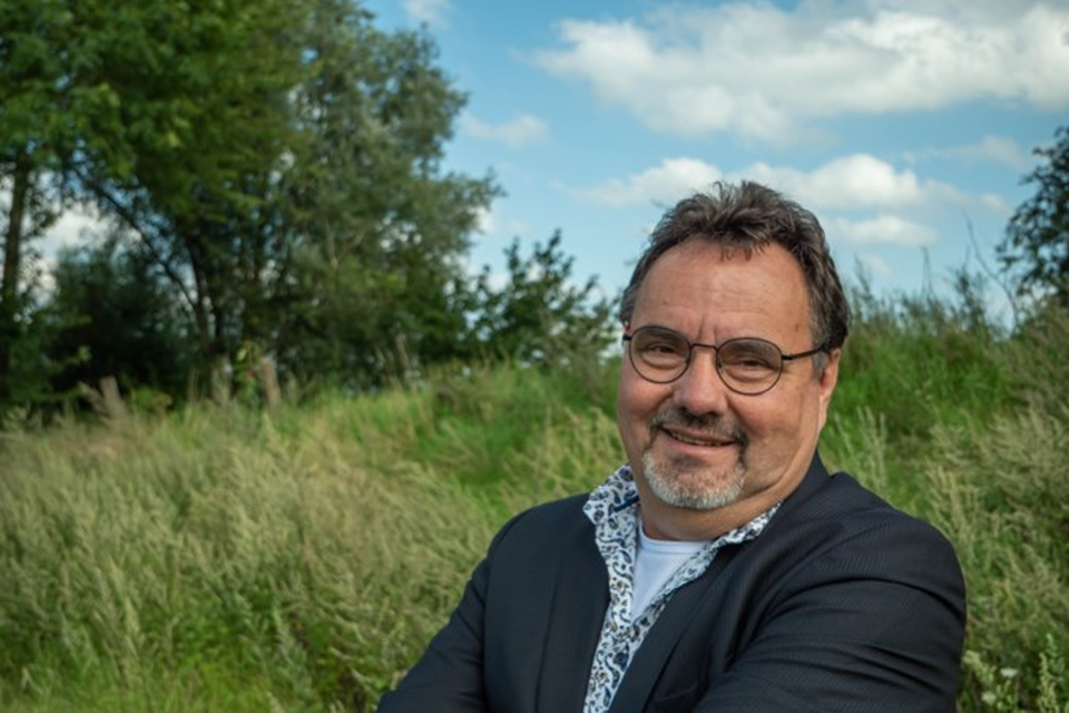 Oud-wethouder en raadslid Henk van de Loo van Weert Lokaal. 