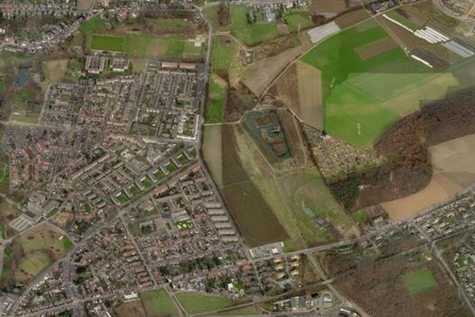Luchtfoto van de grens van Landgraaf en Heerlen.