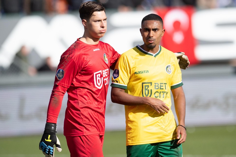 Ivor Pandur (links) en Deroy Duarte waren op pad met hun nationale ploeg.
