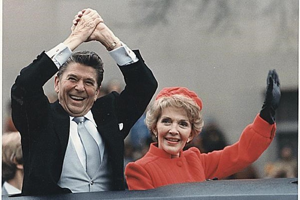 Nancy Davis Reagan, geboren op 6 juli 1921, was een Amerikaans actrice en presidentsvrouw. Ze was de echtgenote van Ronald Reagan, die president was van de Verenigde Staten tussen 1981 en 1989. Tot in de jaren 1960 was ze actrice. Haar periode als First Lady begon controversieel toen ze aankondigde de inrichting van het Witte Huis te gaan aanpakken. Op 6 maart overleed ze aan hartfalen.