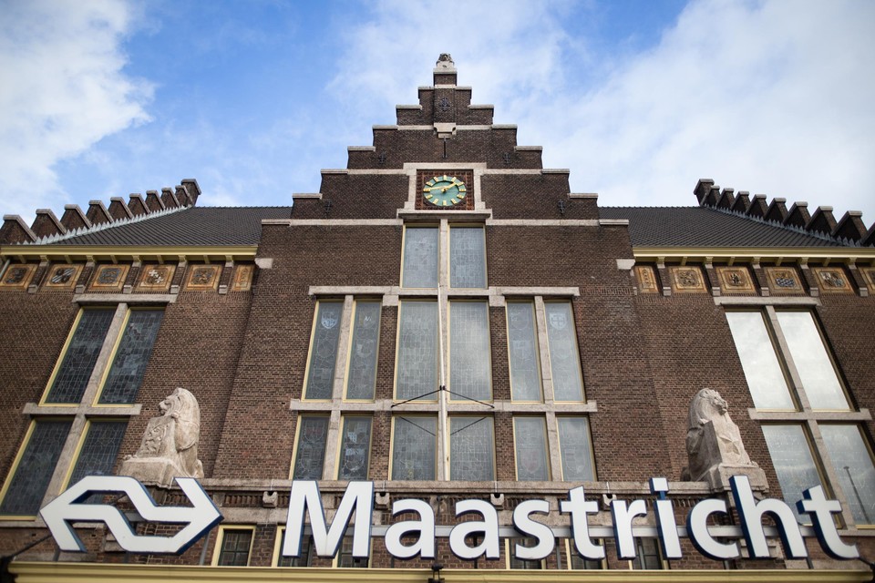 De vrouw werd op tweede kerstdag beroofd in de lift van het station van Maastricht