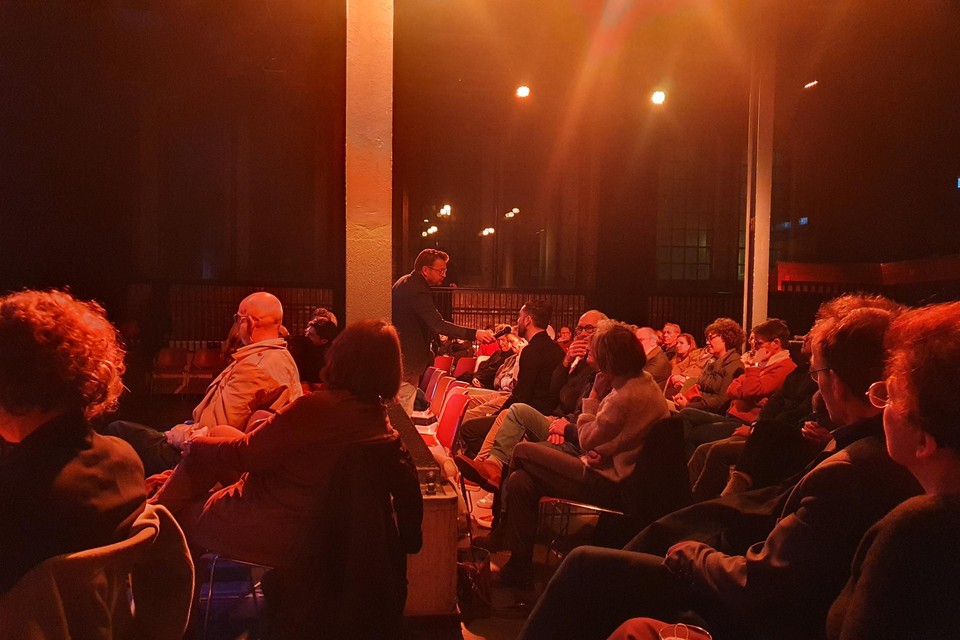 Van wie is het debat in de stad, was het thema van een avond van in de Muziekgierterij.