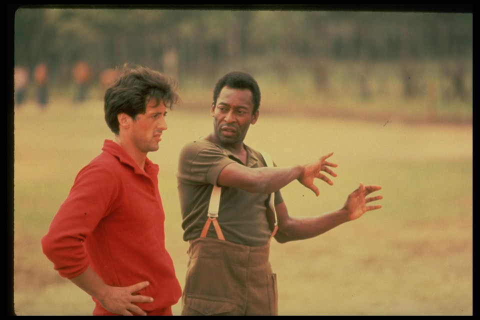 Zelfs met Pelé in je team valt er tegen een vliegenvanger als Sylvester Stallone in je elftal niet op te scoren.
