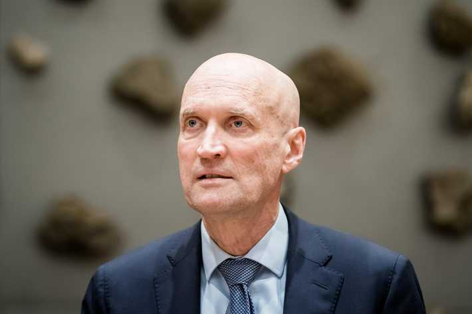 Minister Kuipers.