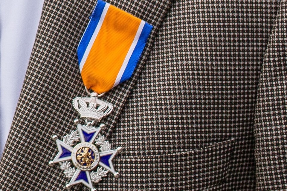 In Reuver werd een Koninklijke onderscheiding uitgereikt aan Joost Simons. 
