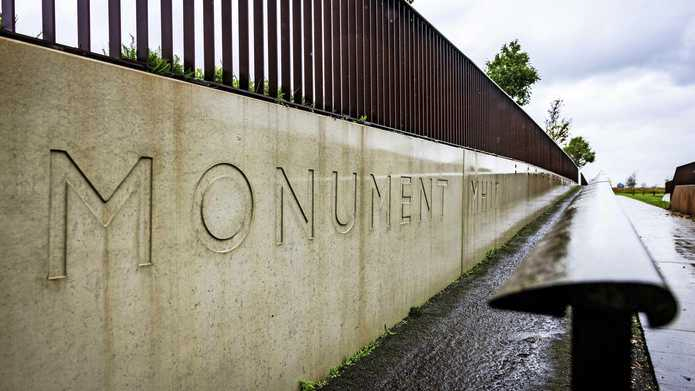 Het MH17 monument in Vijfhuizen.