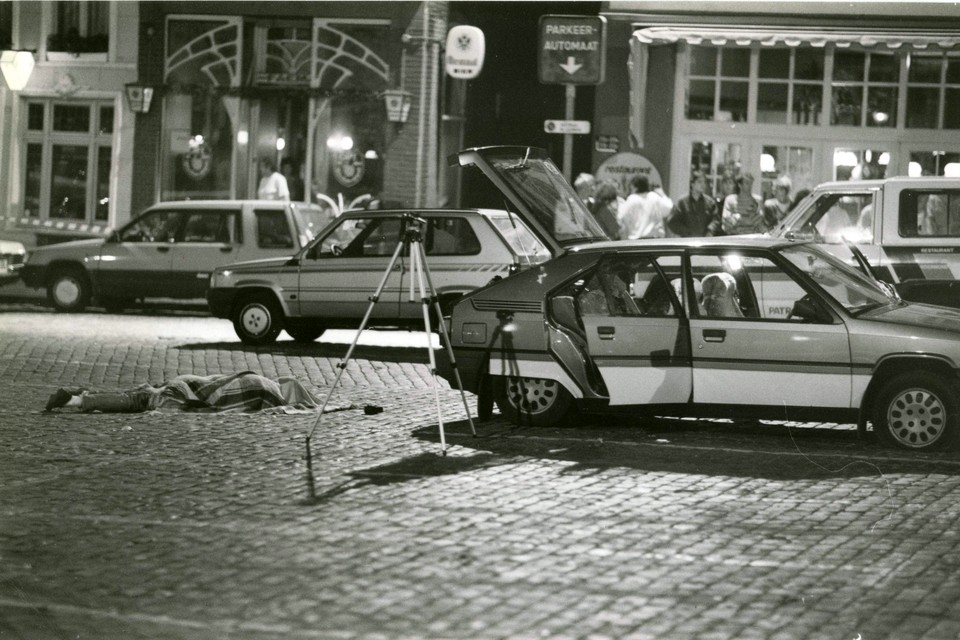 De IRA aanslag op de Roermondse Markt in mei 1990   