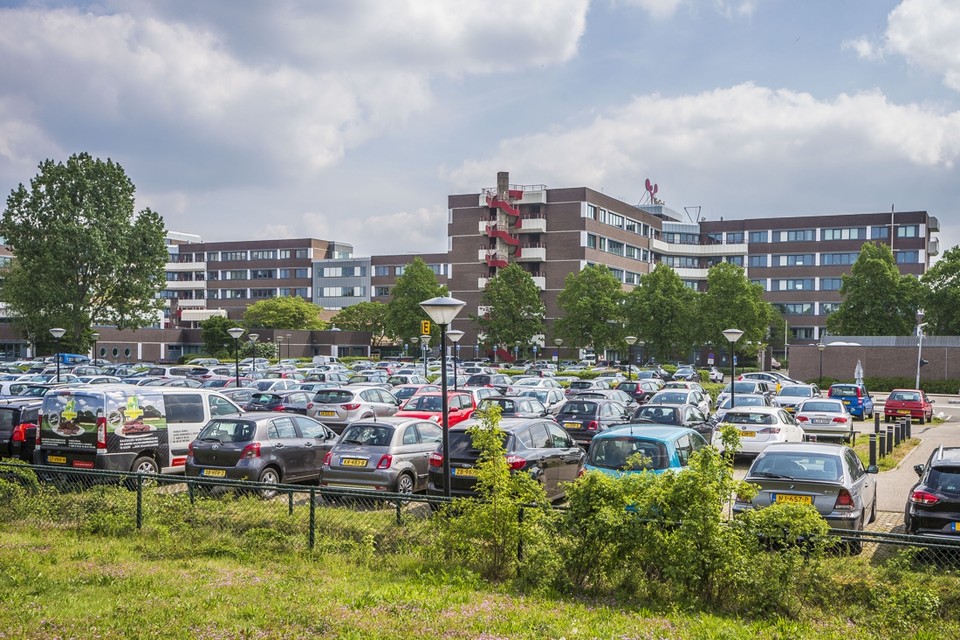 De parkeerplaats van VieCuri in Venlo. 