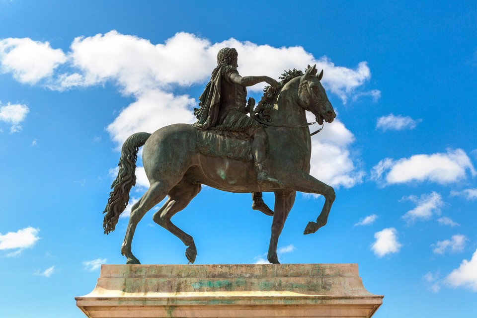 Standbeeld van Zonnekoning ‘Louis Le Grand’ in Lyon.