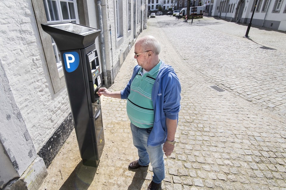 De eerste 20 minuten gratis parkeren op plekken voor betaald parkeren in Vaals werd geschrapt. 