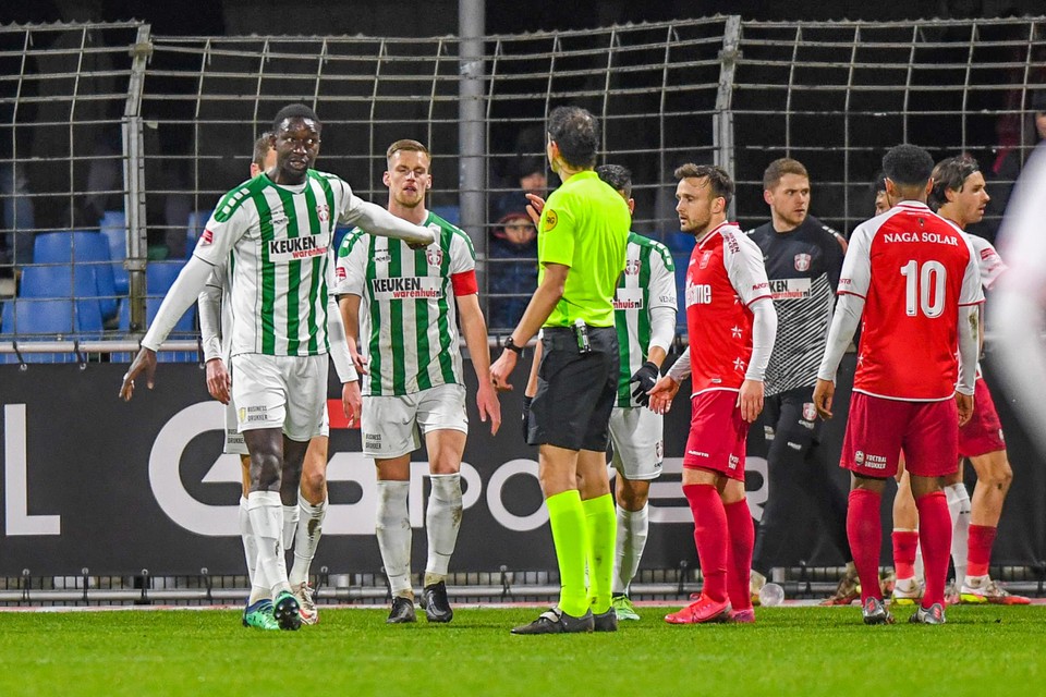 Seydine N’Diaye werd racistisch bejegend tijdens de wedstrijd van FC Dordrecht tegen MVV. 