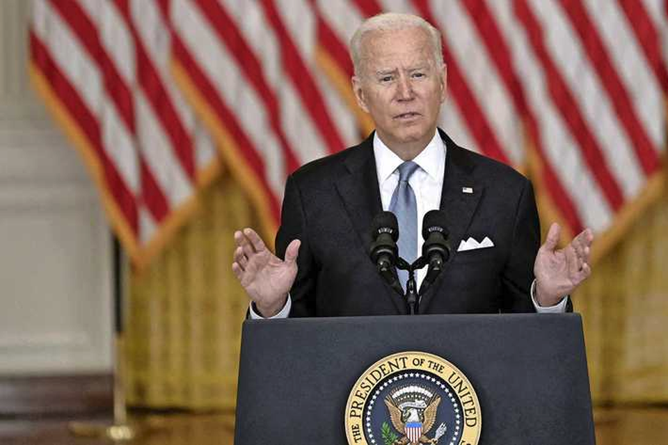 President Biden keerde vanuit het Witte Huis na zijn toespraak meteen terug naar zijn vakantieadres, zonder ook maar één vraag van verslaggevers te beantwoorden. 