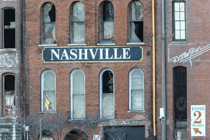 Een deel van het centrum van Nashville is zwaar beschadigd door de explosie 
