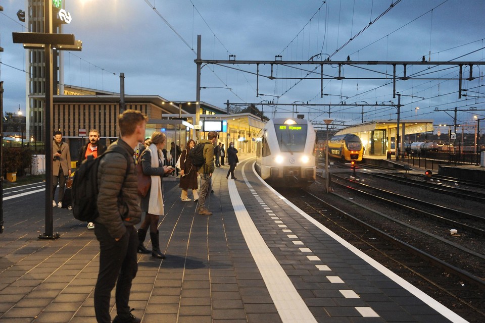 De Maaslijn op het station in Venlo.