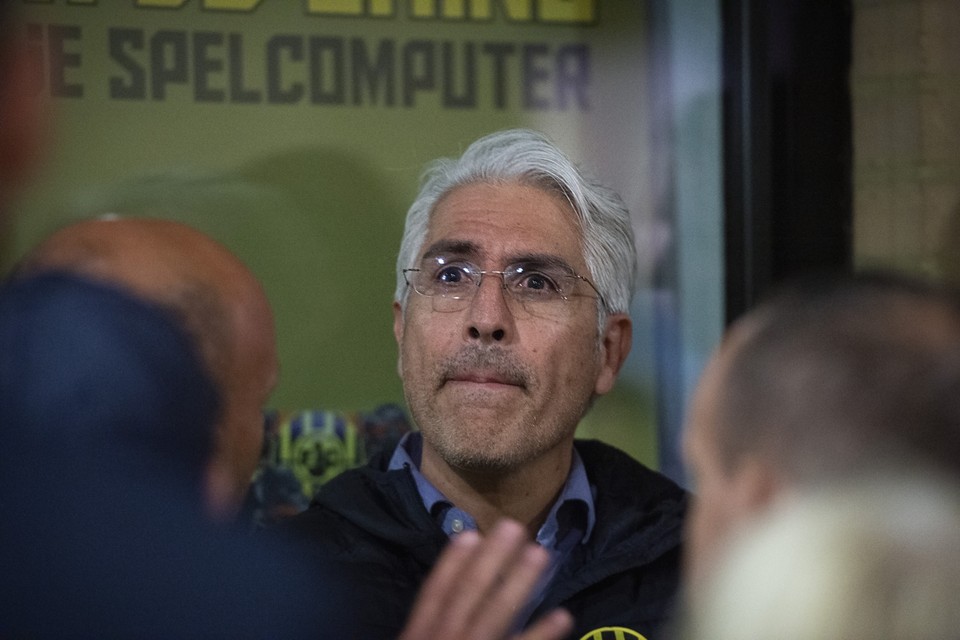 De la Vega werd door Roda-fans uit het stadion verjaagd. 