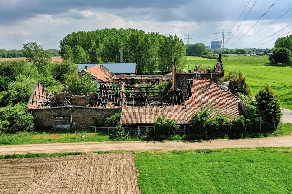 De afgebrande boerderij Pannenhof is een geliefde plek voor hangjeugd geworden. 