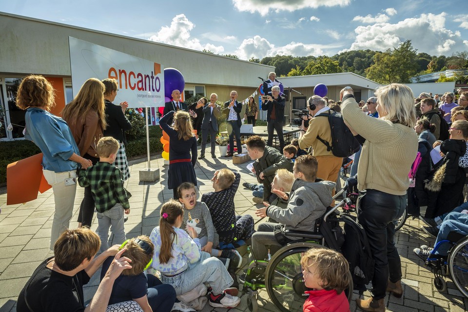 Vorig jaar werd nog feestelijk de nieuwe naam, Encanto, onthuld.