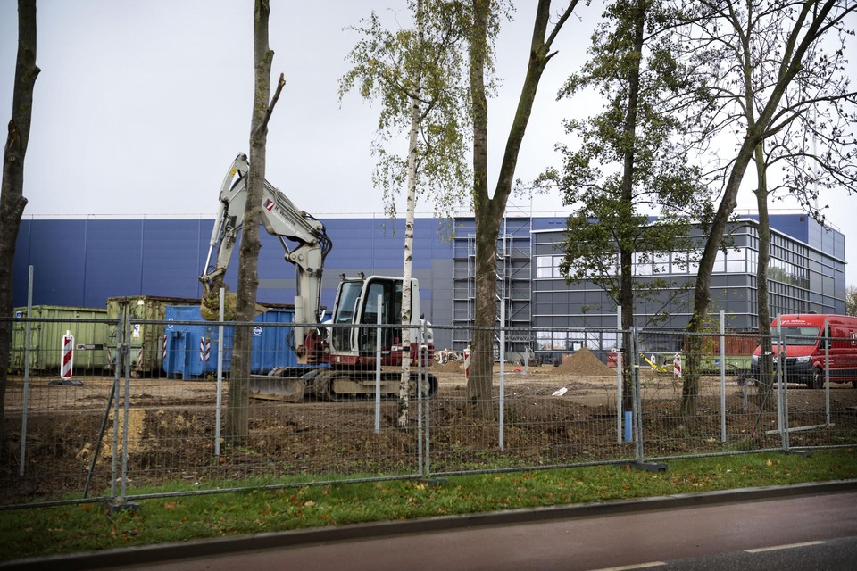 De komst van een logistiek bedrijf aan de Beitel in Heerlen wordt bejubeld, maar er wordt ook gewaarschuwd voor excessen 