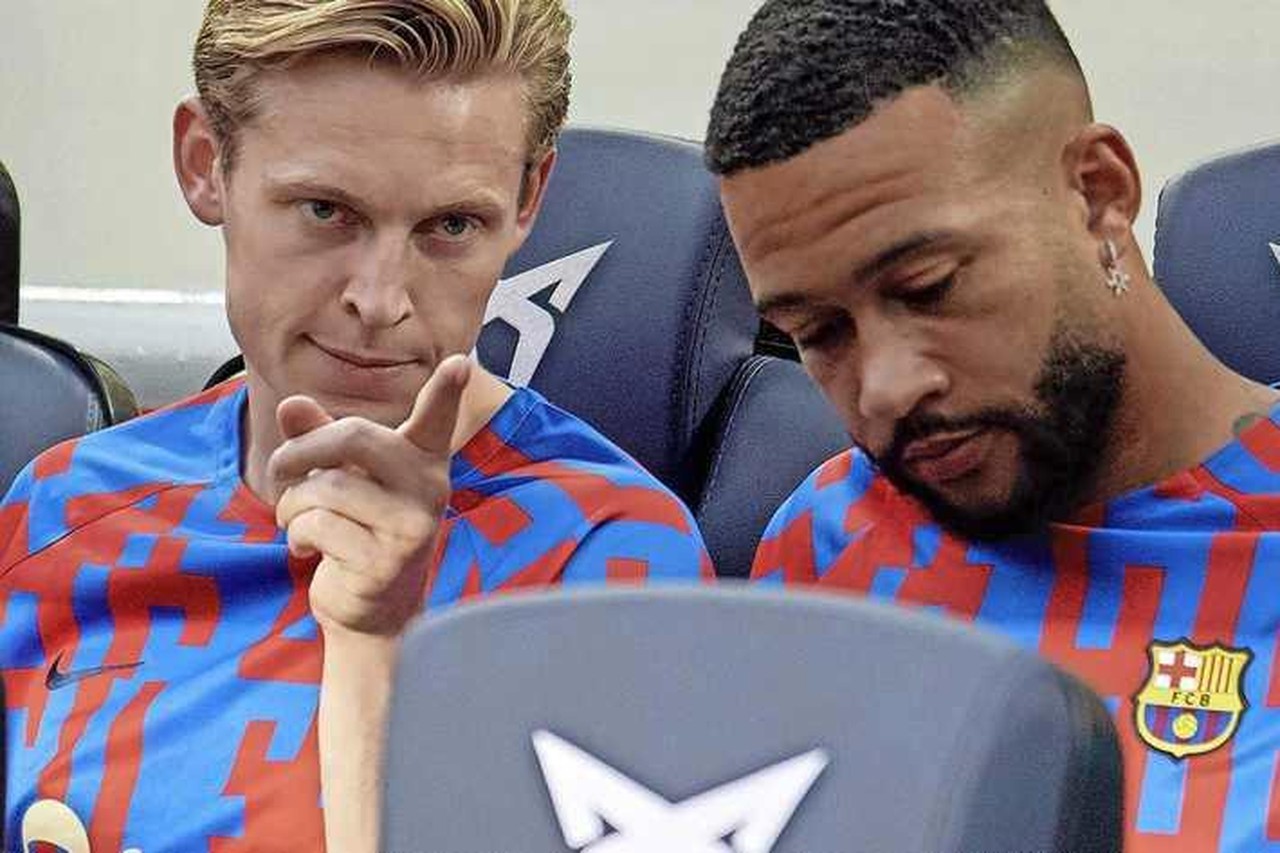 📣 Frenkie de Jong and Memphis Depay played the whole game as The