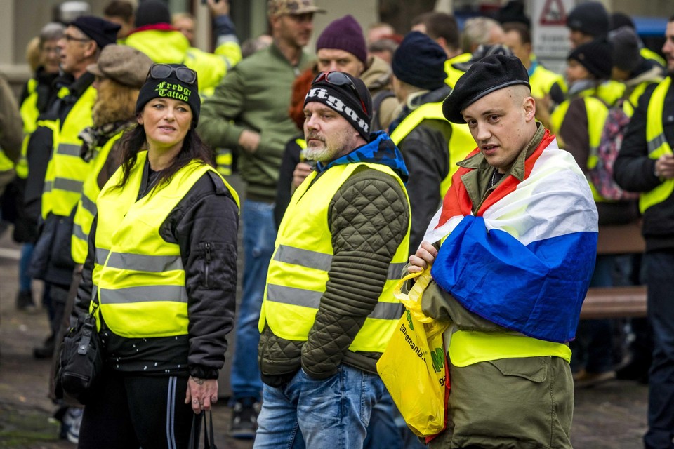 Betogers in gele hesjes voerden al eerder actie uit onvrede over het regeringsbeleid, zoals hier op het Binnenhof in Den Haag. 