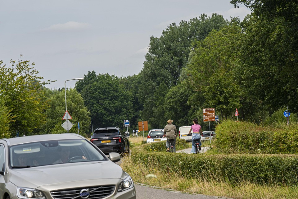 Drukte door toeristisch verkeer blijft de gemoederen bezighouden in het Heuvelland.