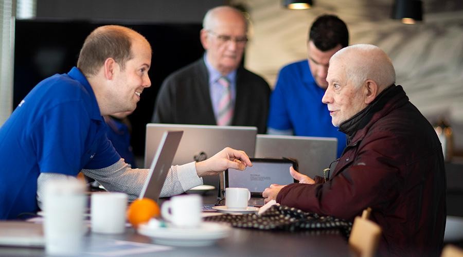 Inloopsessie voor hulp bij digitaal lezen.