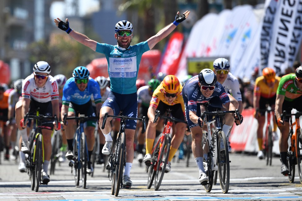 Cavendish, hier juichend op dinsdag na zijn tweede zege, heeft nu drie ritten op rij gewonnen in de Ronde van Turkije. 