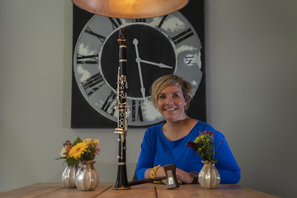 Sabine Nievelstein: voorzitter, maar ook nog steeds klarinettiste. 