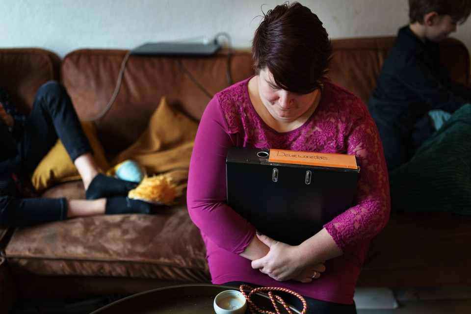 Mariska Schols uit Born is een van de gedupeerden in de toeslagenaffaire en binnenkort schuldenvrij. 