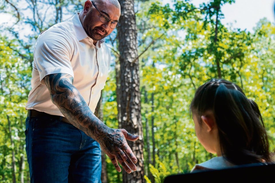 Beeld uit ‘Knock at the Cabin’.