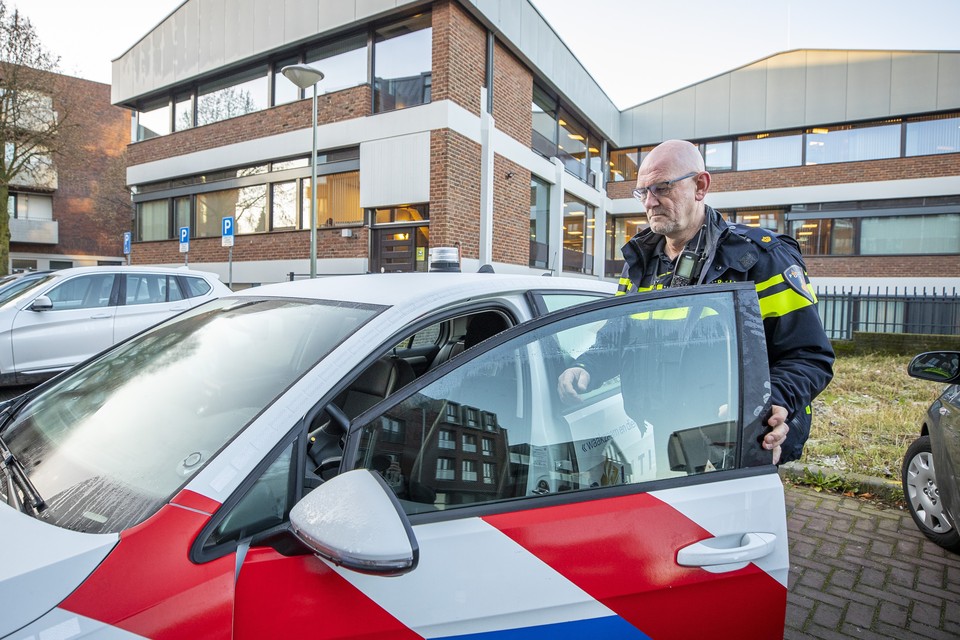Operationeel expert Hans van Vulpen van het politieteam Horst-Peel en Maas werd door de affaire aan het twijfelen gebracht over zijn eigen optreden als diender. 