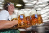 thumbnail: De bierprijs ligt momenteel rond de 10,50 euro. Voor een liter wel te verstaan….
