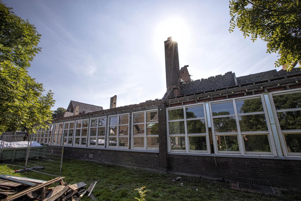 De oude school in Altweerterheide maakt plaats voor een nieuw kindcentrum. 