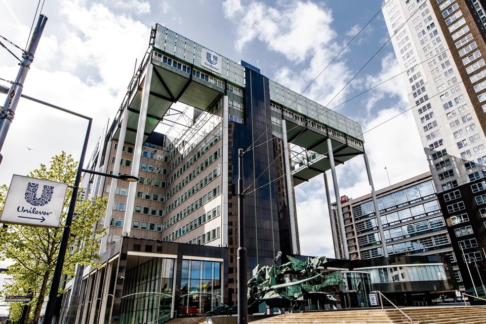 Het kantoor van Unilever in Rotterdam. In juni kondigde het levensmiddelenbedrijf aan op papier Brits te worden. 