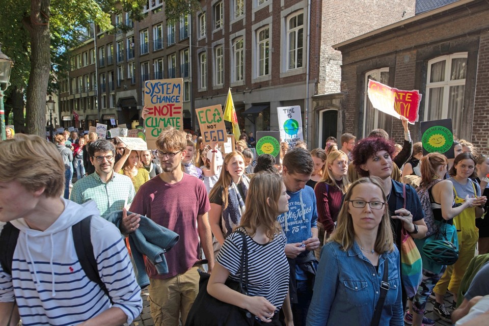 Students for Climate hield eerder dit jaar drie klimaatmarsen door Maastricht. 