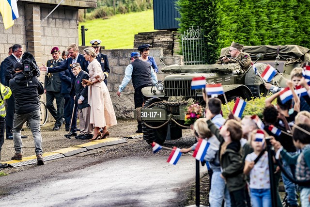 Emoties en bezinning bij viering 80 jaar vrijheid in Mesch: ... - De ...