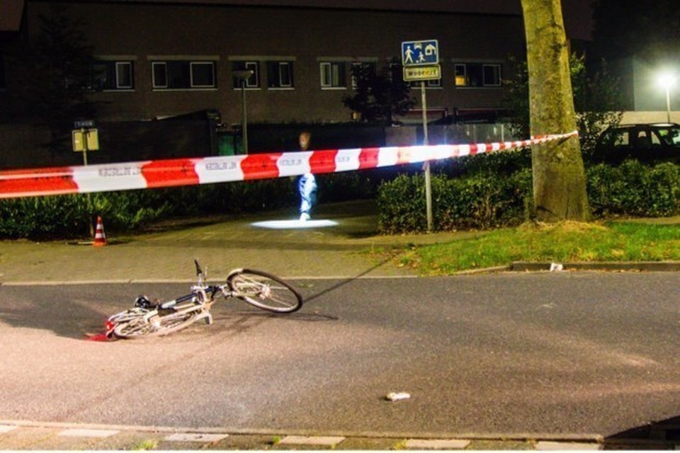 De plek waar een onschuldige man slachtoffer werd van een uit de hand gelopen burenruzie. 
