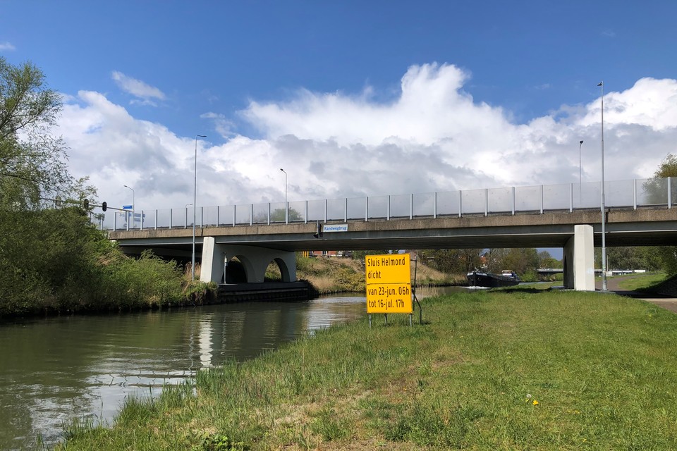Voor fietsers en voetgangers wordt aan de overkant langs het kanaal een tunnel aangelegd om veilig de provinciale N275 over te kunnen steken. 