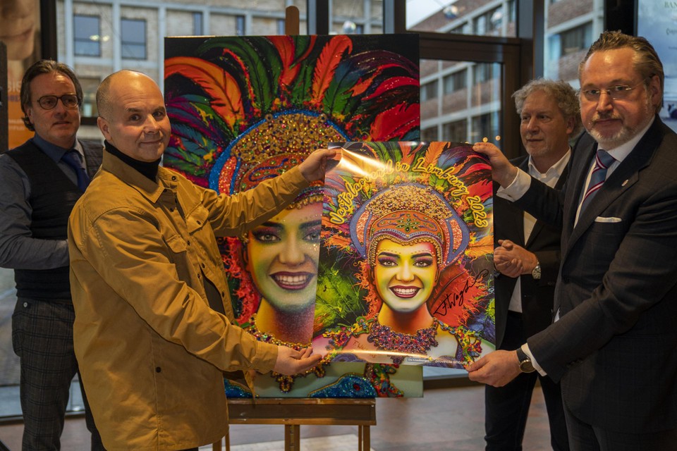 Kunstenaar Frank Wagtmans en gedeputeerde Stephan Satijn presenteerden vrijdag 27 januari samen met Luc Overhof van de Sjeng Kraft Kompenei en Rob van Lee van De Limburger de zeventiende kunstposter Vastelaovend in Limburg. Inmiddels is er geen exemplaar meer te krijgen.