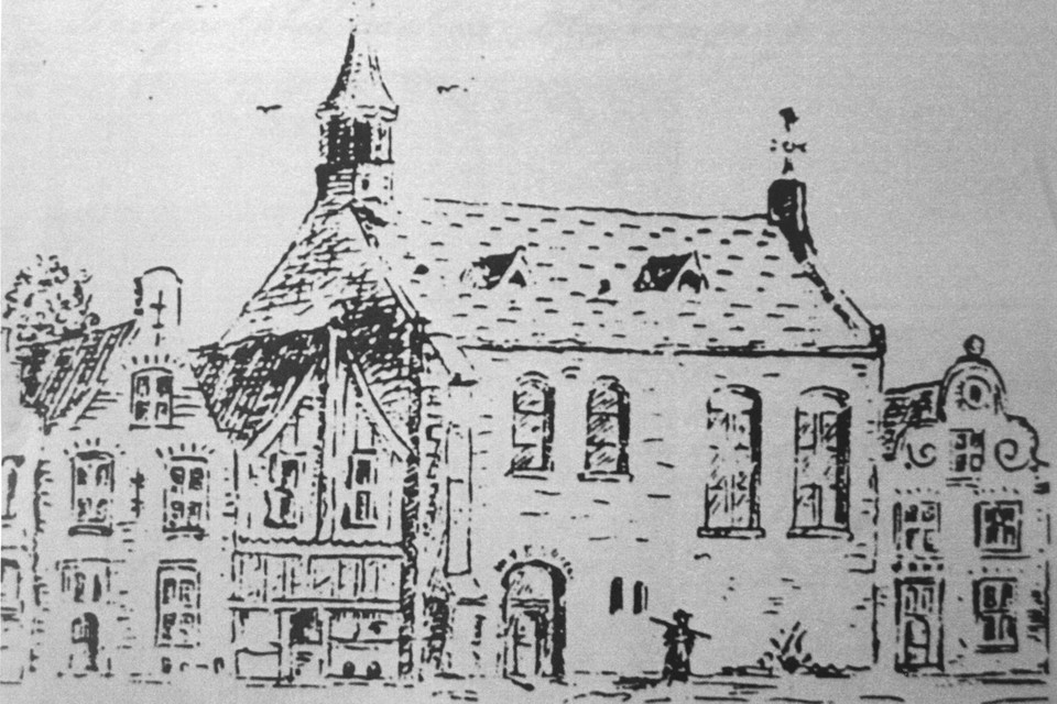 De Joriskerk in Venlo vóór de uitbreiding in 1719. Beneden: Artikel 4, waarin werd bepaald, dat de protestanten de Joriskerk kregen. 