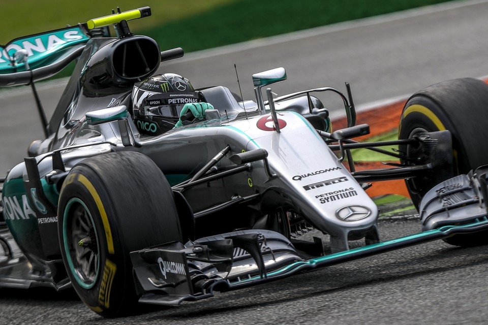 Nico Rosberg in de Mercedes AMG GP tijdens de GP van Italië