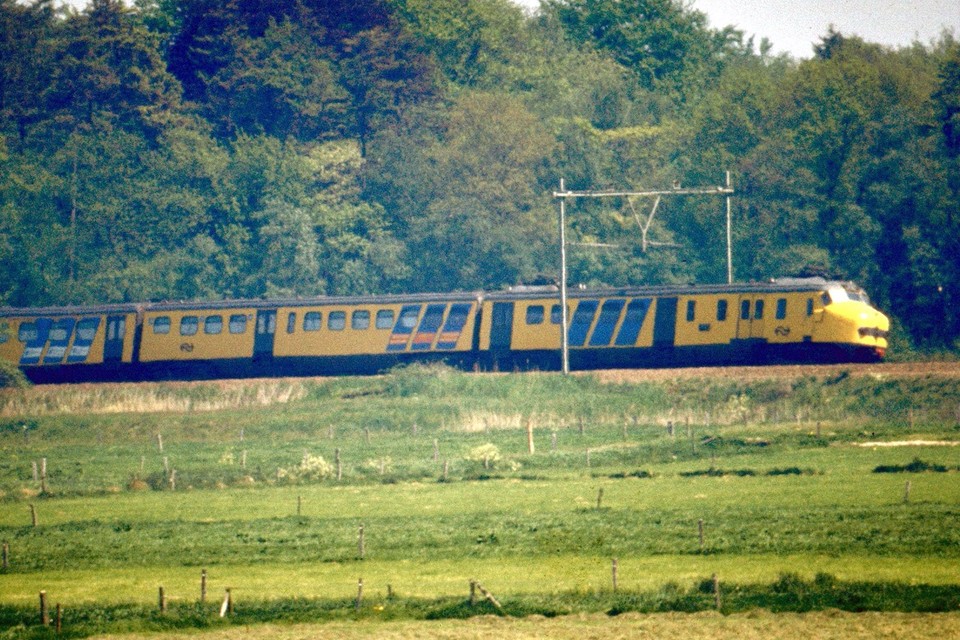 Beeld van de gekaapte trein in mei 1977.