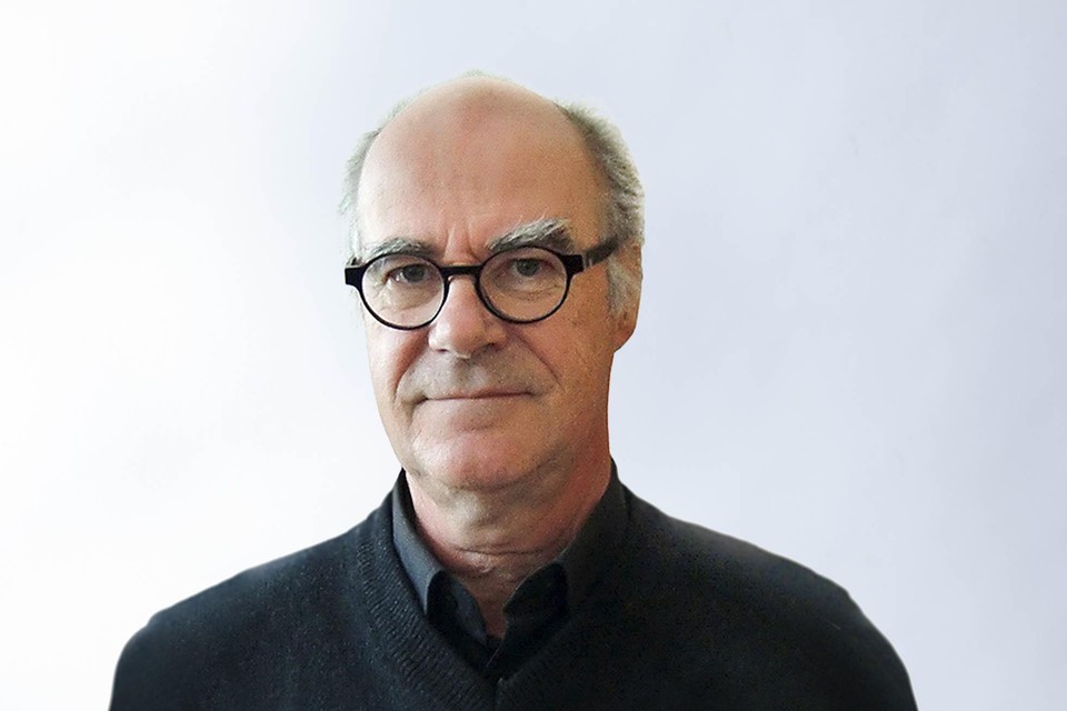 Henk Smeijsters uit Heerlen schrijft over maatschappelijke en culturele thema’s. 