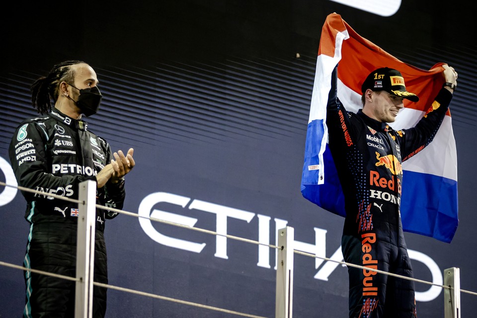 Max Verstappen won de race in Abu Dhabi en pakte het wereldkampioenschap. 