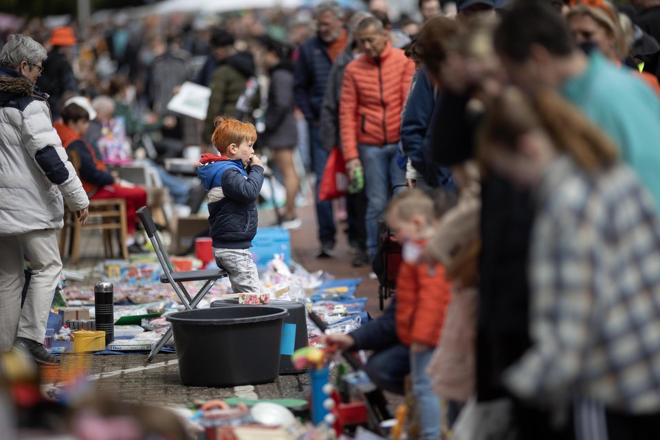 De vrijmarkt in Weert is met Koningsdag elk jaar een hele happening.
