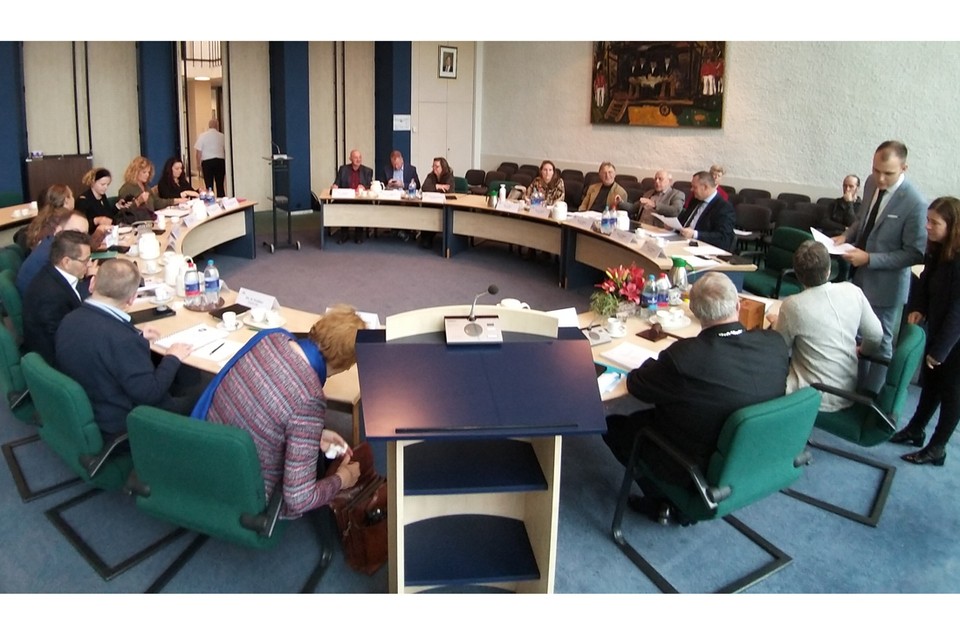 De gemeenteraad van Valkenburg vergadert over de begroting voor 2020. 
