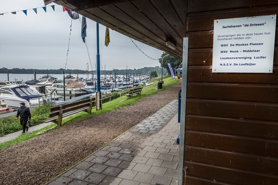 Jachthaven de Driesen. 