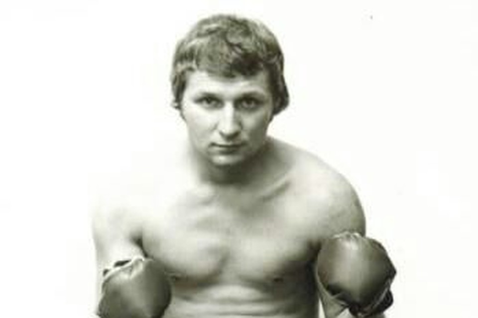 Peter Gommans als bokser. 