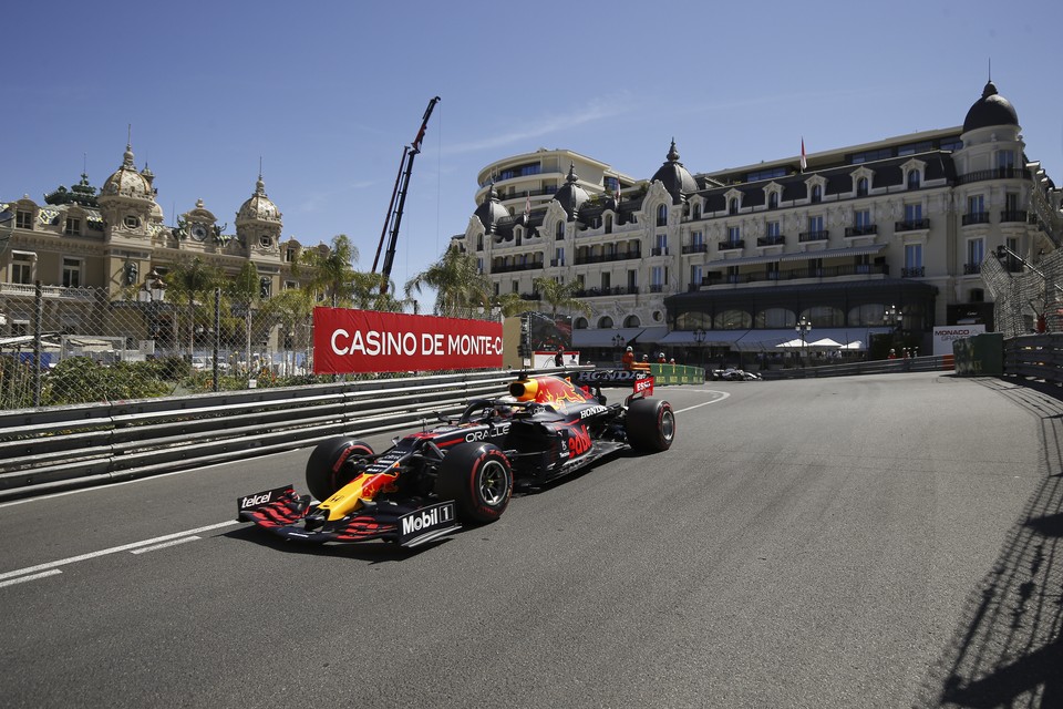 Max Verstappen in actie in Monte Carlo. 